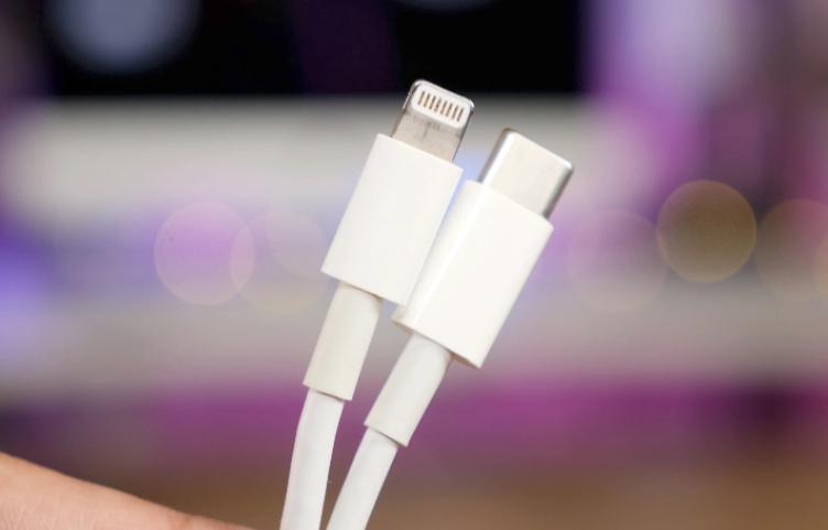 传iPhone 14 Pro将配备更快的USB 3.0 Lightning接口