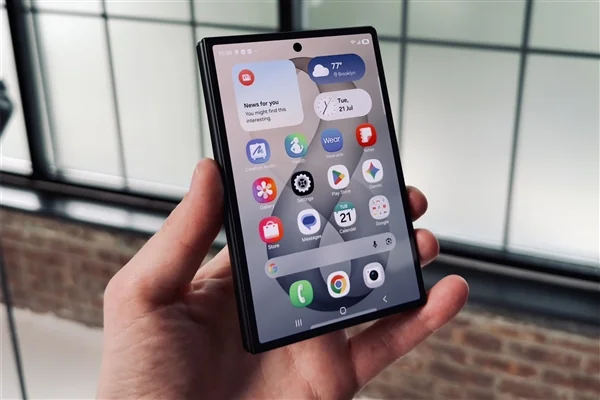 三星 Galaxy Z Fold 8