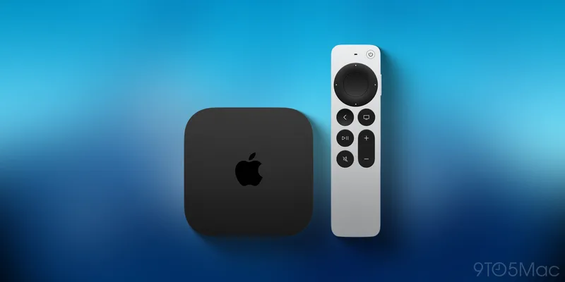 Apple TV 4K 机盒与银色遥控器