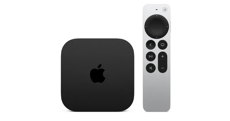 Apple TV 4K 与遥控器的官方产品图