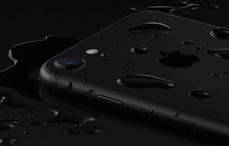 iFixit 曾对 iPhone 7 做过防水测试。图片来源:MrMad 瘋先生