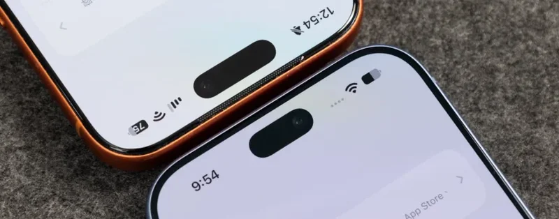 两种屏幕开孔形态实拍对比