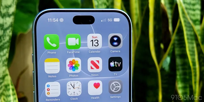 iPhone 状态栏的信号显示区域