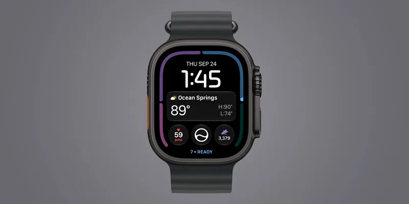Apple Watch Ultra 4 表盘,显示实时心率、步数与准备度复杂功能