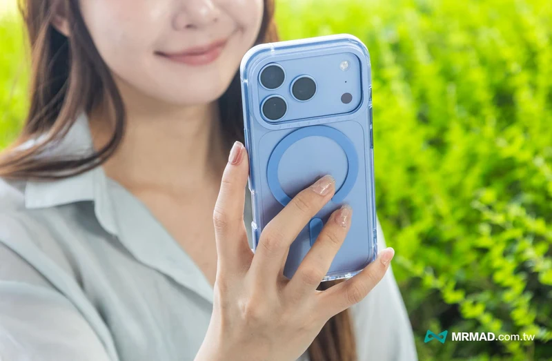 用户手持 iPhone 18 Pro 实拍